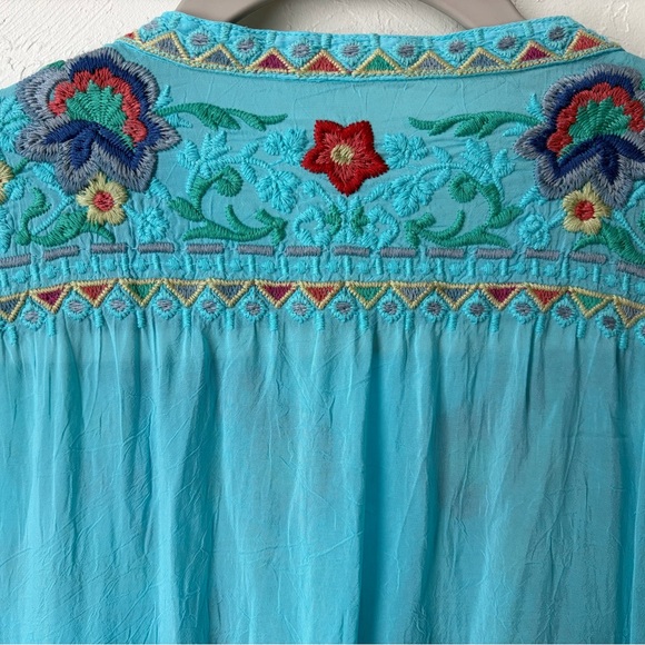 Johnny Was Turquoise Floral Embroidered Boho Tunic, Size Large - Picture 8 of 10